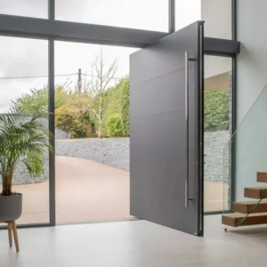 Commercial pivot door